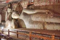Dambulla Höhlentempel Liegender Buddha
