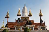 Ayutthaya Bootstour Tempelbesuch