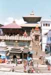 Tempel am Bagmati Fluss