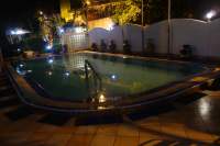 Pattaya Villa Oranje Pool nachts