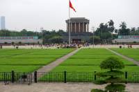 Hanoi Bustour Ho Chi Min Mausoleum