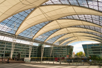  Flughafen MUC Forum-Dach