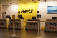  Flughafen MUC Autovermietung Hertz